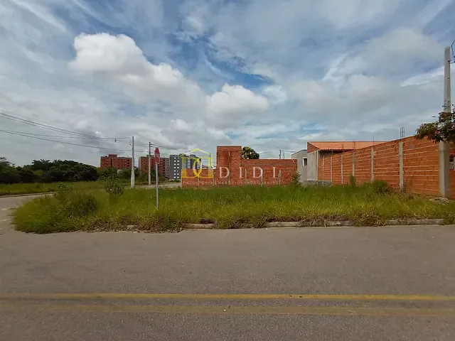 Terreno com 233m², à venda, no bairro Residencial Cambuí em Porto Feliz