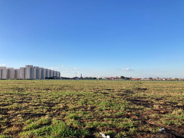 Terreno com 3300000m², à venda, no bairro Jardim Wanderley em Tatuí