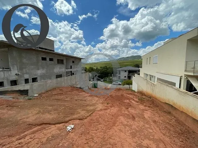 Terreno com 682m², à venda, no bairro Tanque em Atibaia