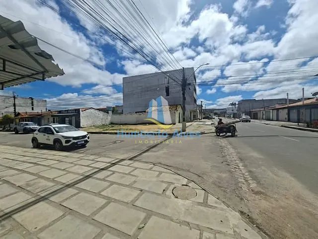 Terreno com 152m², à venda, no bairro Brasil em Vitória da Conquista