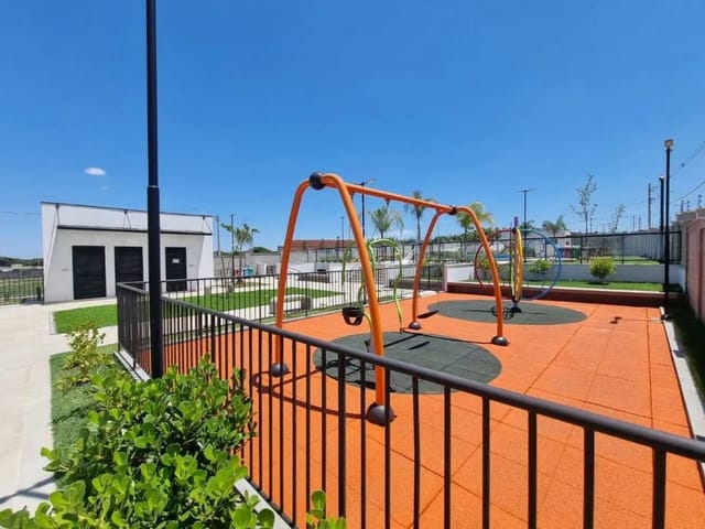 Terreno com 304m², à venda, no bairro Parque Vila América em Nova Odessa