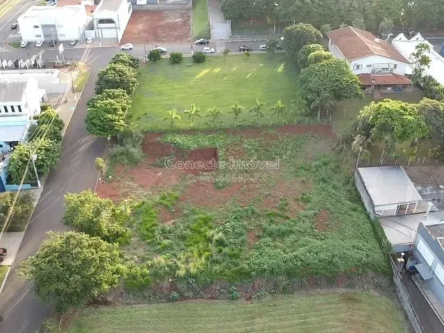 Terreno com 2000m², à venda, no bairro Imigrantes em Holambra