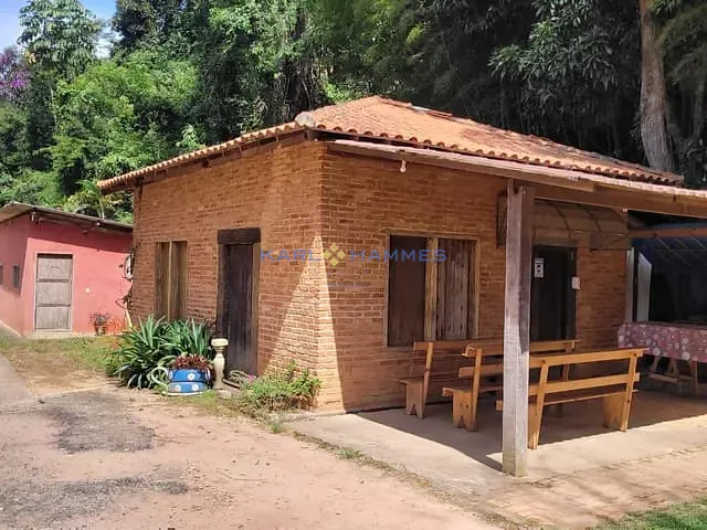 Terreno com 1100m², à venda, no bairro Itaipava em Petrópolis