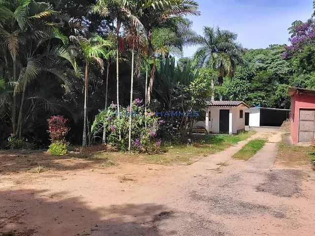 Terreno com 1100m², à venda, no bairro Itaipava em Petrópolis