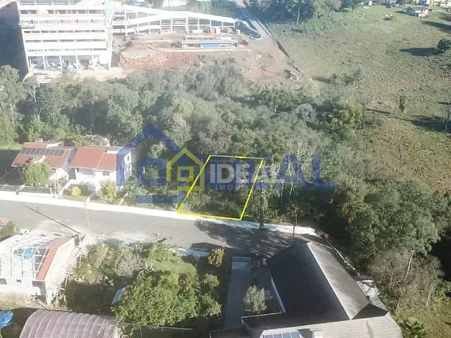 Terreno com 416m², à venda, no bairro São Cristóvão em Concórdia