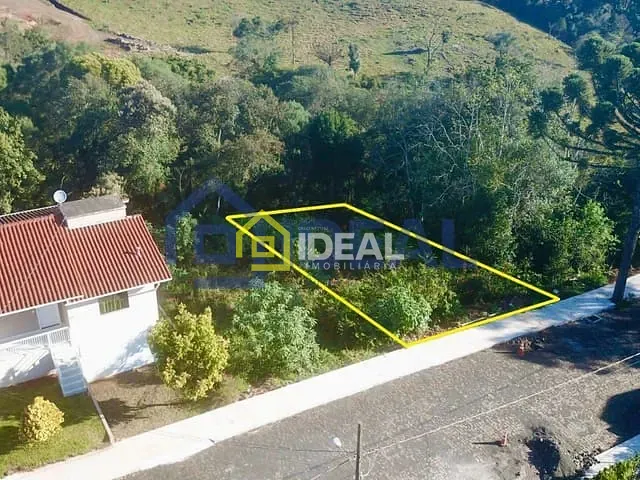 Terreno com 416m², à venda, no bairro São Cristóvão em Concórdia