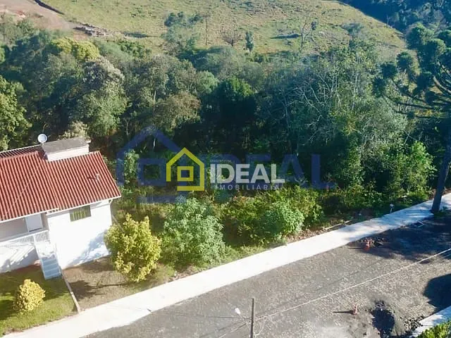 Terreno com 416m², à venda, no bairro São Cristóvão em Concórdia