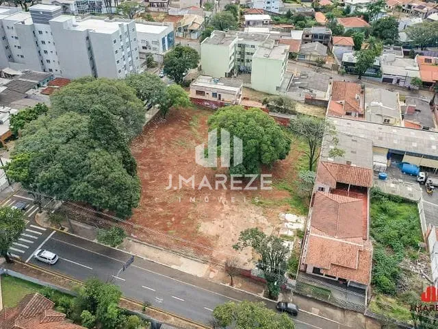 Terreno com 3094m², à venda, no bairro Centro em Apucarana