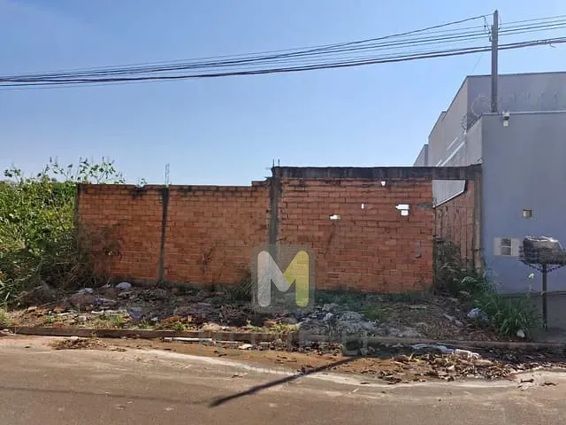 Terreno com 200m², à venda, no bairro Jardim Santa Luzia em Serrana