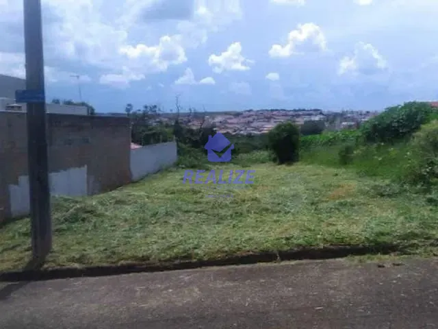 Terreno com 270m², à venda, no bairro Jardim Iolanda em Botucatu