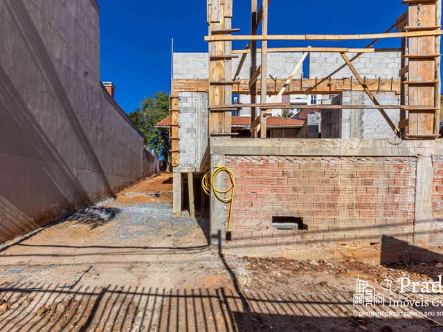 Terreno com 745m², à venda, no bairro Bigorrilho em Curitiba