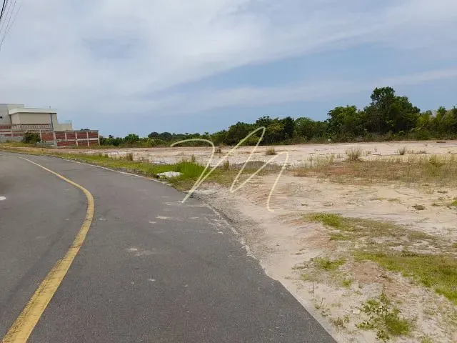 Terreno com 775m², à venda, no bairro Nossa Senhora da Vitória em Ilhéus
