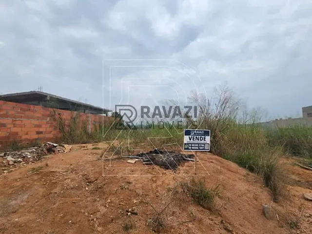 Terreno com 250m², à venda, no bairro Centro em Itupeva