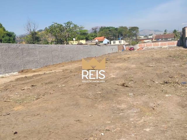 Terreno com 2112m², à venda, no bairro Campo Grande em Rio de Janeiro