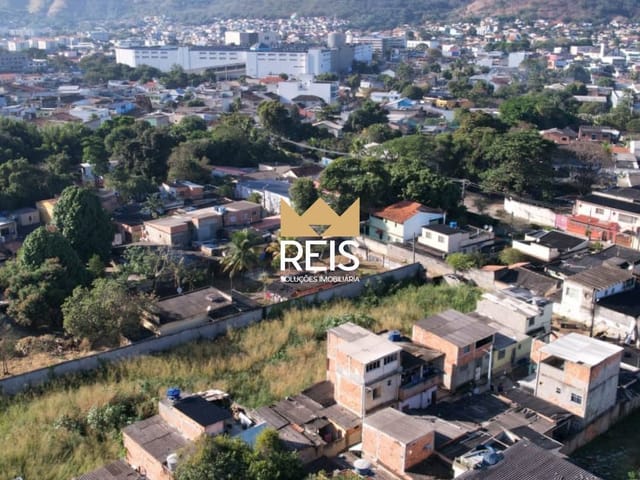 Terreno com 2112m², à venda, no bairro Campo Grande em Rio de Janeiro