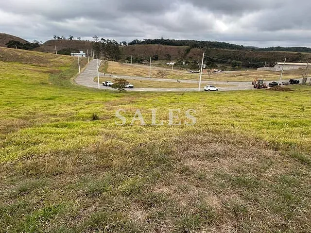 Terreno com 1200m², à venda, no bairro São Pedro em Juiz de Fora