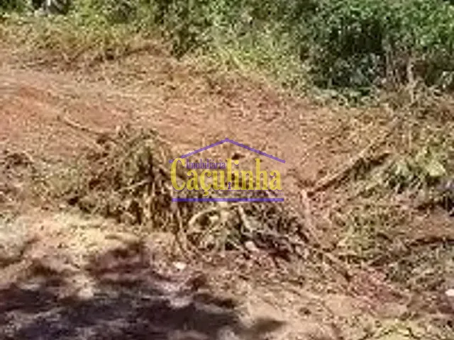 Terreno com 452m², à venda, no bairro Ipiabas em Barra do Piraí