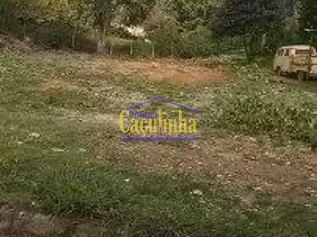 Terreno com 452m², à venda, no bairro Ipiabas em Barra do Piraí