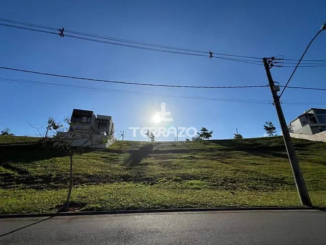 Terreno com 423m², à venda, no bairro Casa de Pedra/Alphaville em Volta Redonda