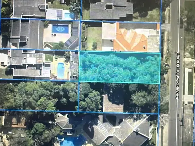 Terreno com 600m², à venda, no bairro Santa Felicidade em Curitiba