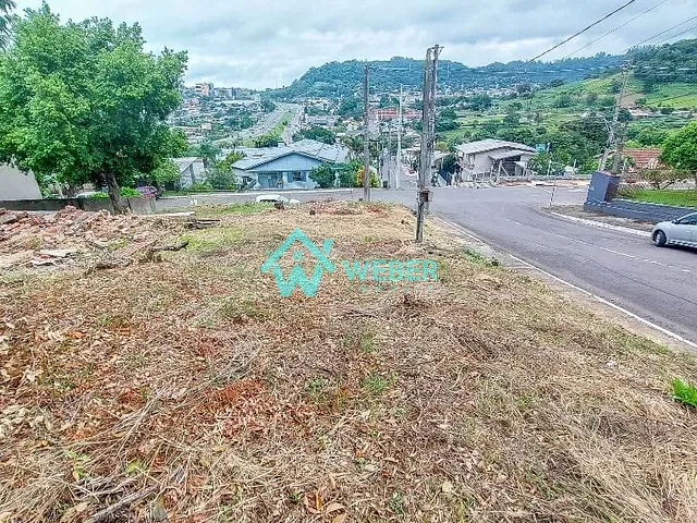 Terreno com 357m², à venda, no bairro São Jorge em Novo Hamburgo