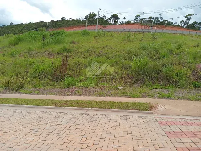 Terreno com 480m², à venda, no bairro Vina Del Mar em Juiz de Fora