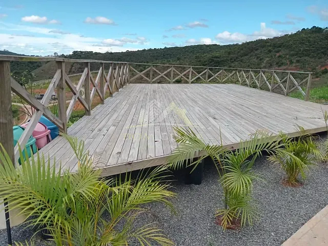 Terreno com 480m², à venda, no bairro Vina Del Mar em Juiz de Fora