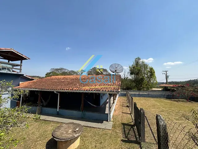 Chácara com 8000m² 4 quartos e 2 banheiros, à venda, no bairro Setubal em Mairinque