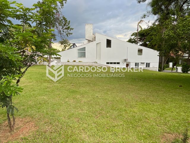 Terreno com 411m², à venda, no bairro Alphaville em Santana de Parnaíba
