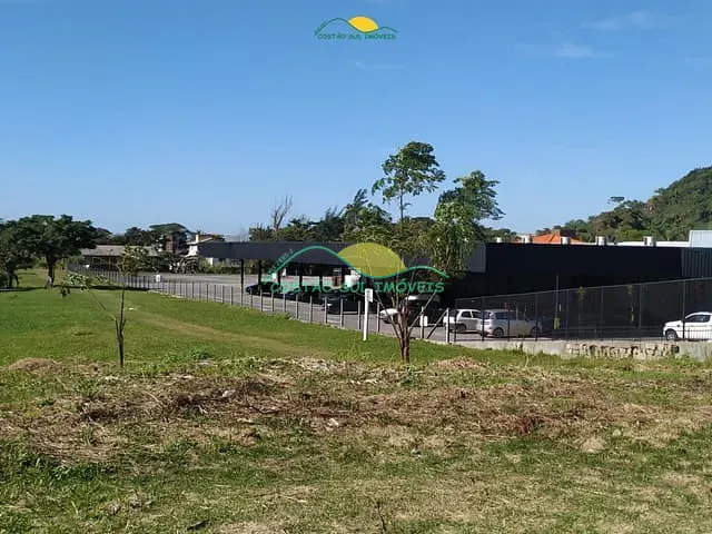 Terreno com 20400m², à venda, no bairro Morro das Pedras em Florianópolis