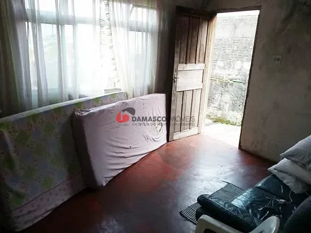 Terreno com 210m², à venda, no bairro Vila Palmares em Santo André