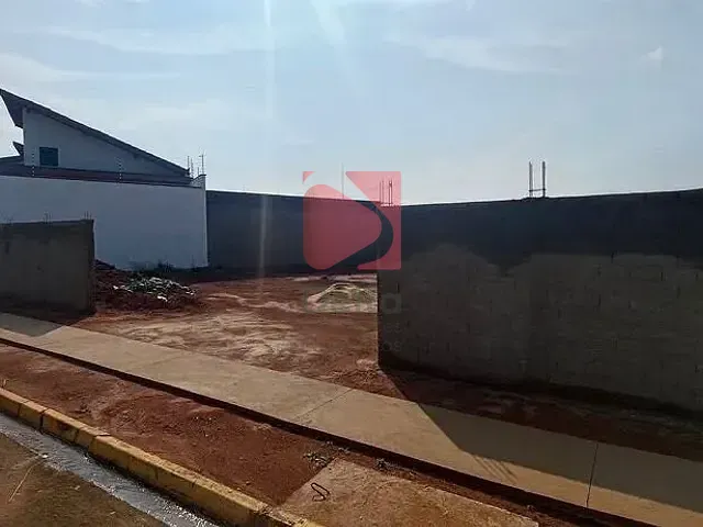 Terreno com 350m², à venda, no bairro Terramérica RS em Pirassununga