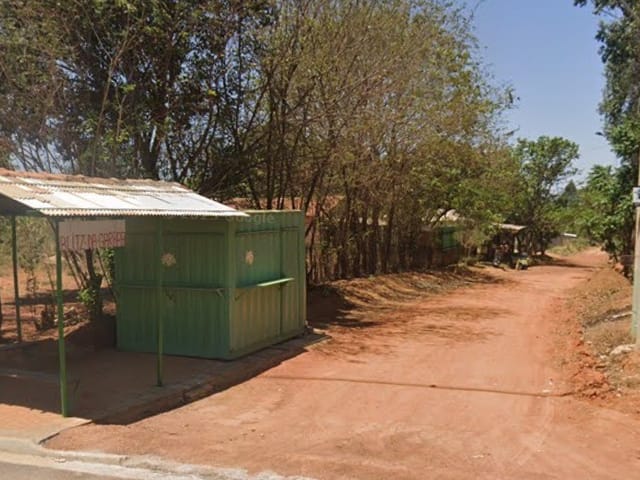 Terreno com 5000m², à venda, no bairro 2 em Abadia de Goiás