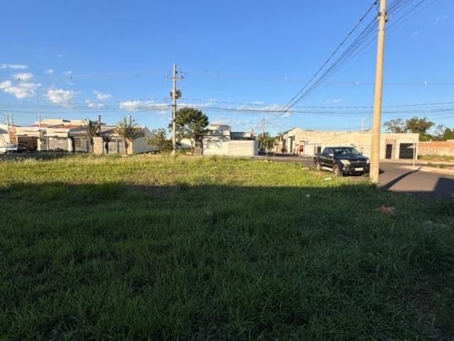 Terreno com 251m², à venda, no bairro Moimaz em Birigüi