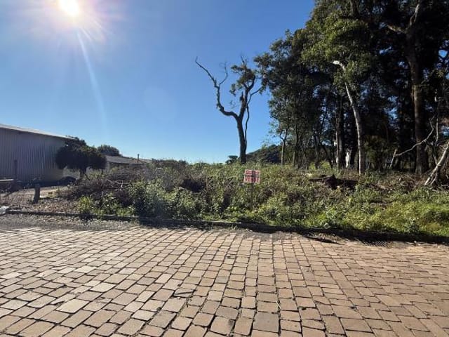Terreno com 362m², à venda, no bairro Lot. Jubelino Frison em Nova Prata