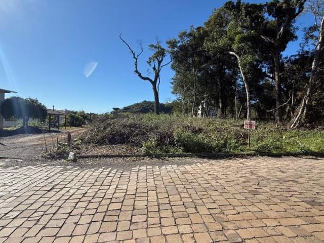 Terreno com 362m², à venda, no bairro Lot. Jubelino Frison em Nova Prata