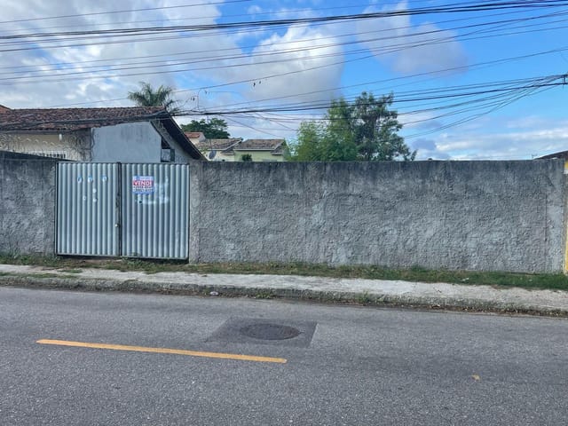 Terreno com 180m², à venda, no bairro Itaipu em Niterói
