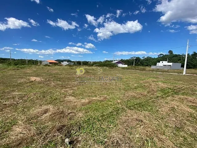 Terreno com 270m², à venda, no bairro Forquilhas em São José