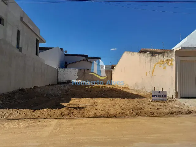 Terreno com 200m², à venda, no bairro Felícia em Vitória da Conquista