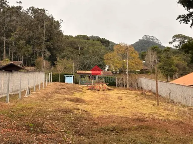 Terreno com 753m², à venda, no bairro Mury em Nova Friburgo