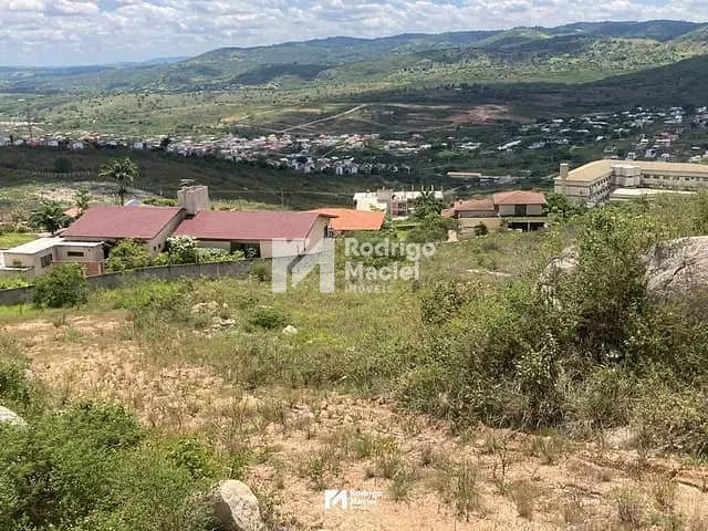 Terreno com 20000m², à venda, no bairro CRUZEIRO em Gravatá