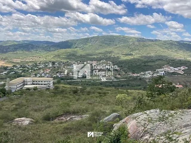 Terreno com 20000m², à venda, no bairro CRUZEIRO em Gravatá