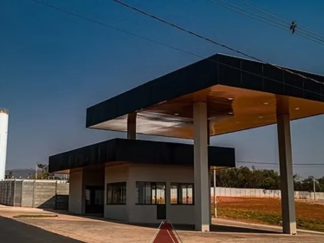 Terreno com 360m², à venda, no bairro Condomínio Jardim das Bromélias em Rifaina