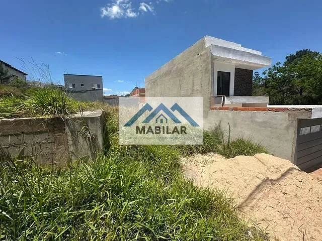 Terreno com 175m², à venda, no bairro Jardim Bela Vista em Araçariguama