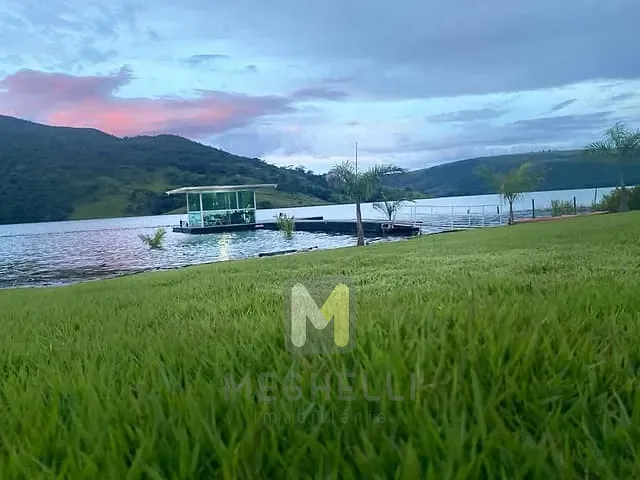 Terreno com 1215m², à venda, no bairro Zona Rural em Guapé