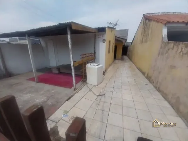 Terreno com 200m², à venda, no bairro Sítio Cercado em Curitiba