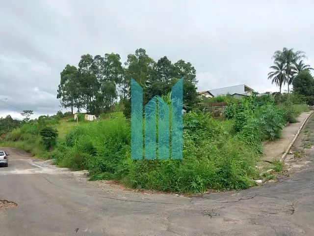 Terreno com 5600m², à venda, no bairro Chácaras Poços de Caldas em Poços de Caldas