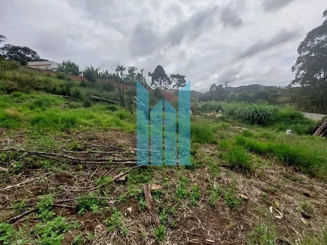 Terreno com 5600m², à venda, no bairro Chácaras Poços de Caldas em Poços de Caldas