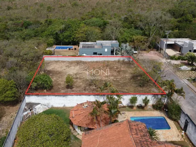 Terreno com 844m², à venda, no bairro Setor Habitacional Jardim Botânico em Brasília