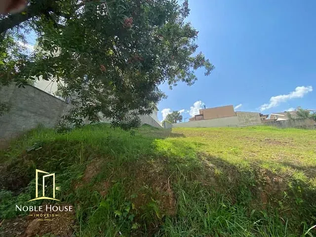 Terreno com 450m², à venda, no bairro Villaggio Capríccio em Louveira